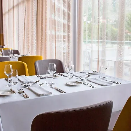 Hotel Sheraton Dubrovnik Riviera 5*